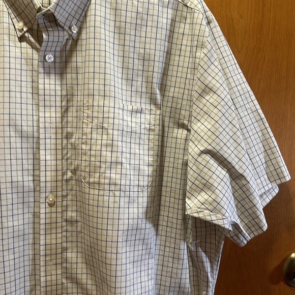 Eddie Bauer button-down collared shirt, size XXL - Picture 3 of 5